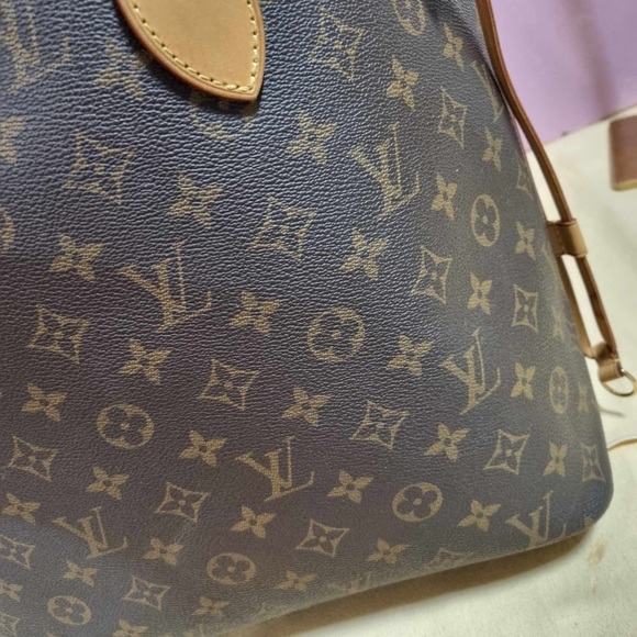 Authentic Neverfull MM - Picture 4 of 13